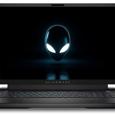 Il display del Dell Alienware m16 R1 (2023) può essere scelto tra tre proposte tutte con rapporto di aspetto 16:10
