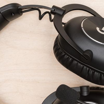Le cuffie Logitech G PRO X 2 LIGHTSPEED sono più leggere, più comode ed hanno una maggior autonomia