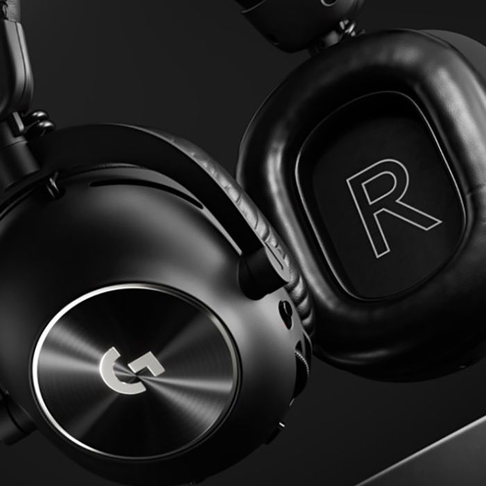 Logitech G PRO X 2 LIGHTSPEED, cuffie over-ear senza fili, che possono essere utilizzate anche mediante jack da 3,5 mm.