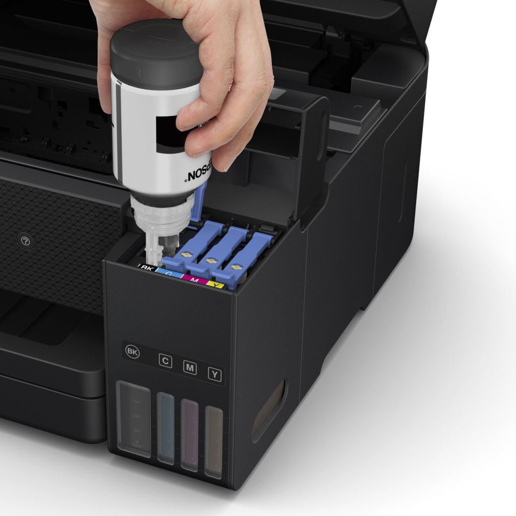 I serbatoi ad alta capacità della Epson EcoTank ET-4850 sono progettati per ricariche senza fuoriuscite di inchiostro